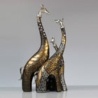 Χαριτωμένες Giraffe τέχνες ρητίνης αγαλμάτων ειδωλίων μη τοξικές για τις διακοσμήσεις σπιτιών